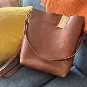 Madewell Medium Bucket Shoulder Bag NWT Crossbody
